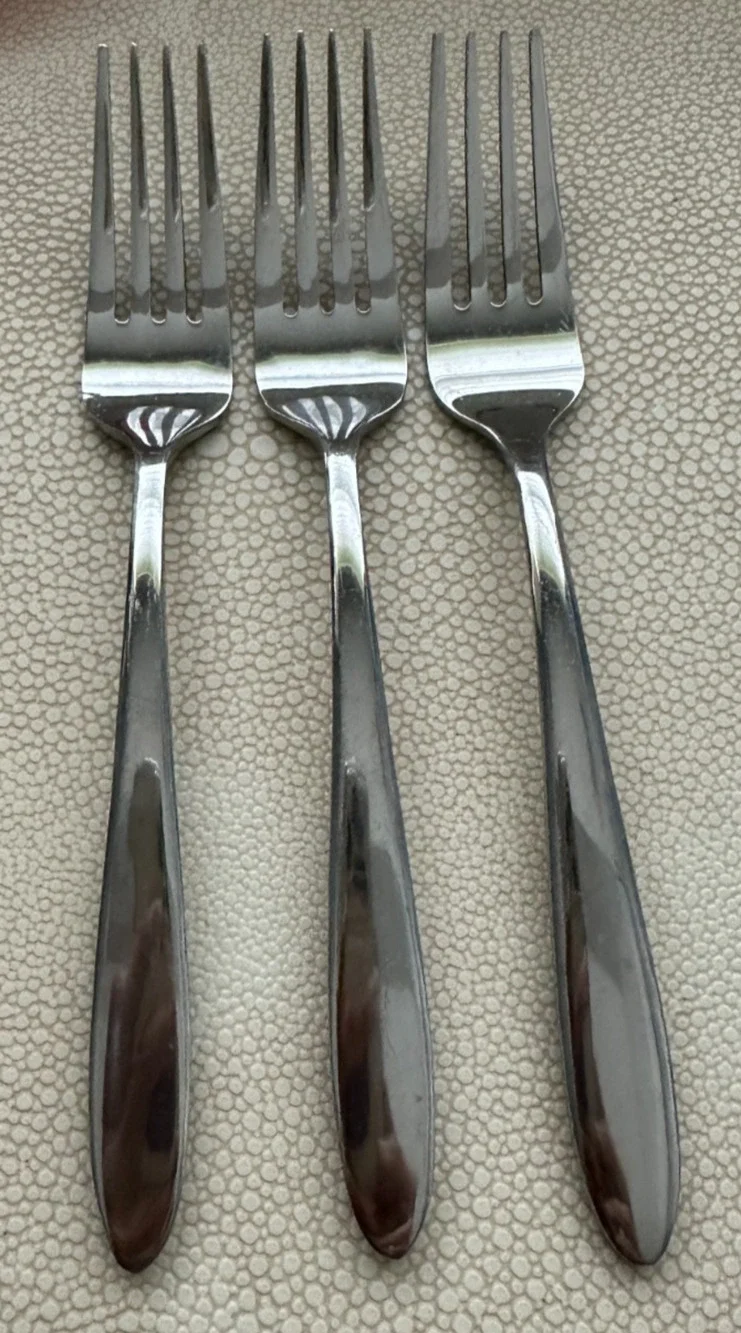 Oneida Glissade Dinner Fork Stainless Set of 3 Forks 7 7/8